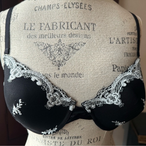 Rampage 36B Black Floral Embroidered Wired Bra - Picture 12 of 16